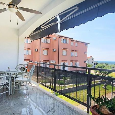 Panorama Apartment Tar-Vabriga Екстериор снимка
