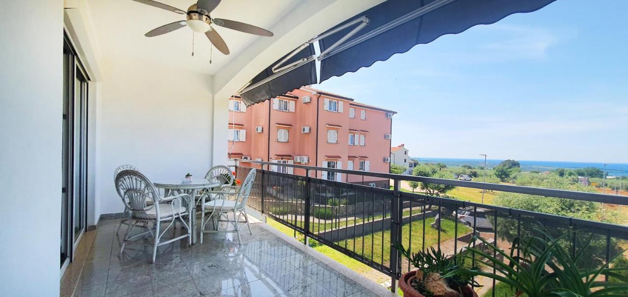 Panorama Apartment Tar-Vabriga Екстериор снимка